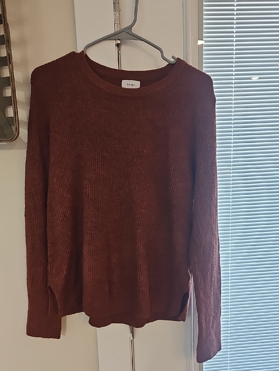 Old Navy Sweaters - Old Navy Burnt Orange/Rust Crewneck Sweater